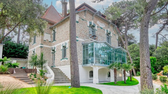Villa à La Baule, commercialisée par le réseau Barnes - © Barnes
