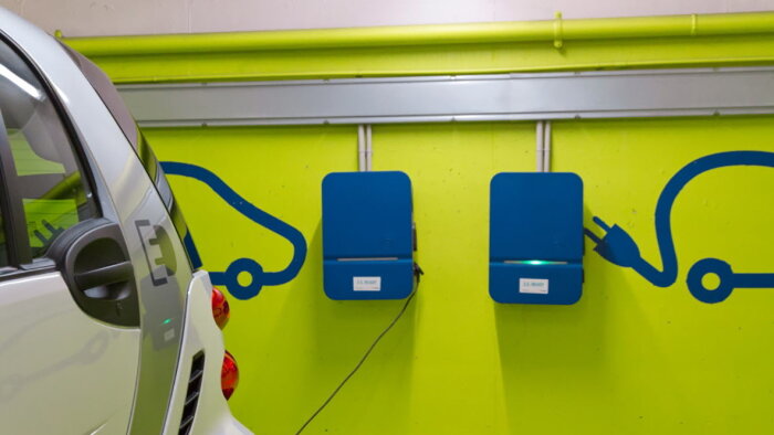5 millions de véhicules électriques devraient rouler en France en 2028 - © D.R.