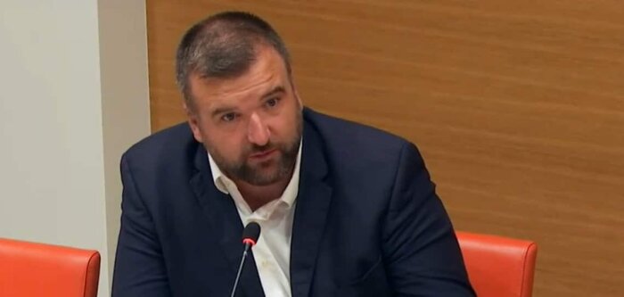 « On ne peut pas laisser l’administration faire des choix politiques sur les pesticides », Grégoire de Fournas, député RN