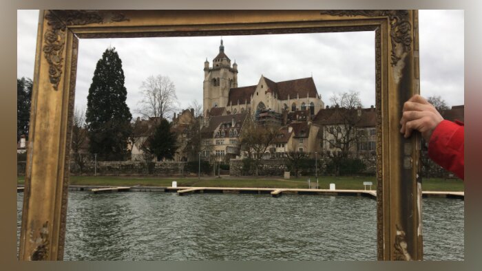 Un cadre « Point de Vue » sur le Canal des Tanneurs à Dole. - © D.R.