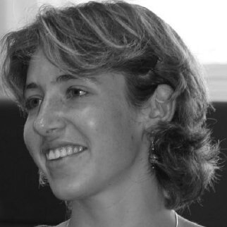 Parcours original que celui de Claire Lenz, qui a été coordinatrice des arts et professeure de lettres au lycée français de Chicago - © D.R.