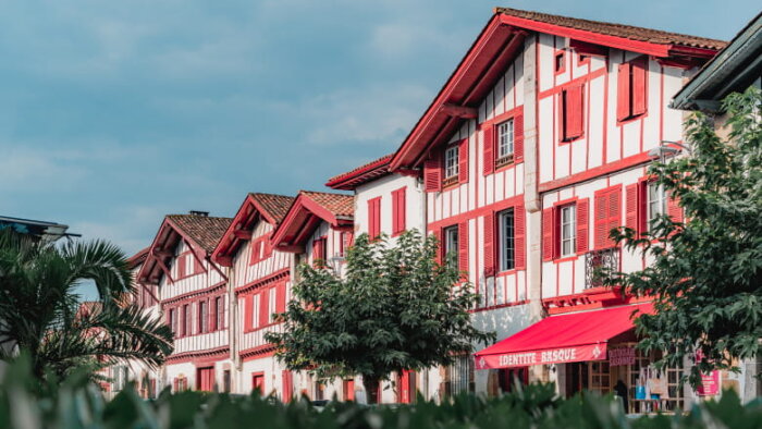 Sur le périmètre déterminé, un loyer maximum sera fixé par catégorie de logements et par secteur. - © Office du tourisme du Pays basque