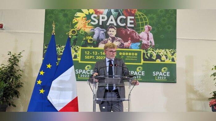Bien-être animal, « ne pas confondre vitesse et précipitation », avertit Marc Fesneau