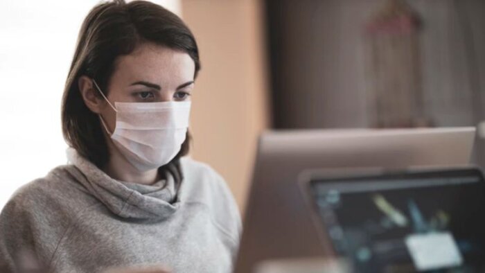 Alerte Covid-19 : le télétravail « sans doute la mesure la plus efficace » selon Emmanuel Macron - © D.R.