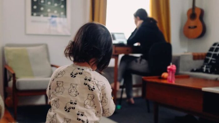 Garde d’enfants : indemnisations réactivées pour les parents qui ne peuvent plus aller travailler. - © D.R.