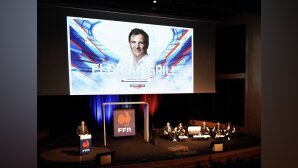 Rugby : "Les finances de la FFR rééquilibrées en deux ans au lieu de trois" (Florian Grill, président)