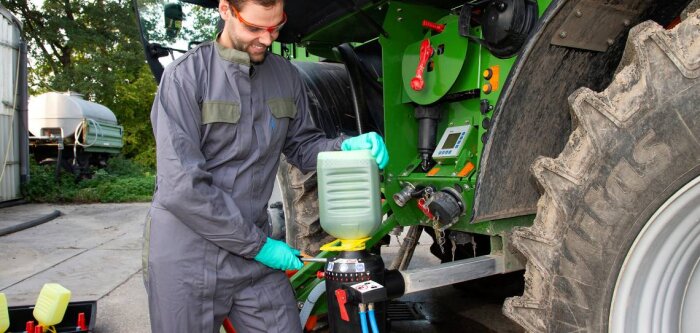 En 2023, les premiers conditionnements de l’herbicide betteraves Kezuro de BASF, compatibles easyconnect