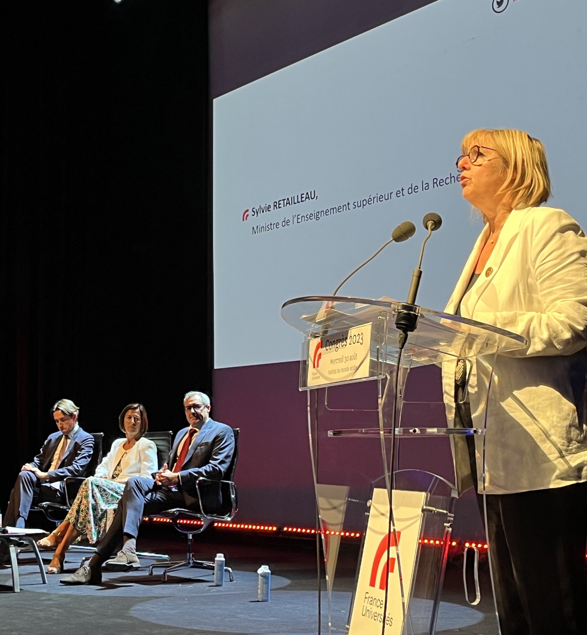 Sylvie Retailleau demande aux établissements du sup’ de faire des efforts. - © MESR