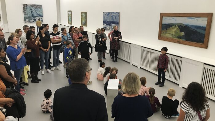 Une médiation menée par la Lucarne au Musée des Beaux Arts de Locle (Suisse). - © La Lucarne