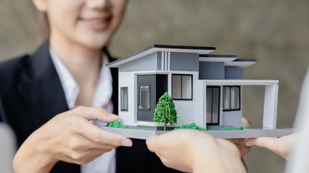 71 % des Français veulent passer par une agence immobilière dans le cadre d’un projet immobilier. - © D.R.