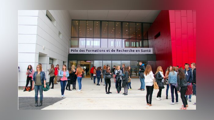 Les universités défendent leurs formations après les propos d’Emmanuel Macron. - © D.R.