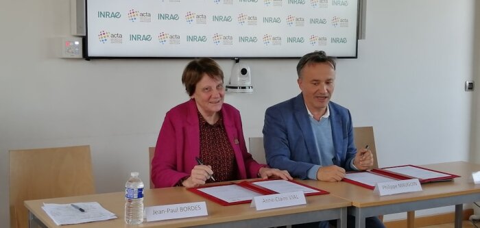 Anne-Claire Vial, présidente de l’Acta, et Philippe Mauguin, président-directeur général d’Inrae, on - © D.R.