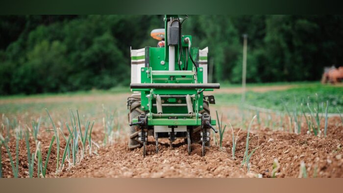 Un Gold Award pour Oz, le robot autonome pour l’agriculture, développé par Naïo Technologies