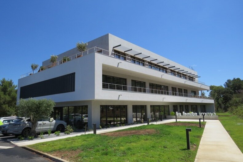 Nouveau siège social de l’entreprise, à Hyères (83) - © O. Réal