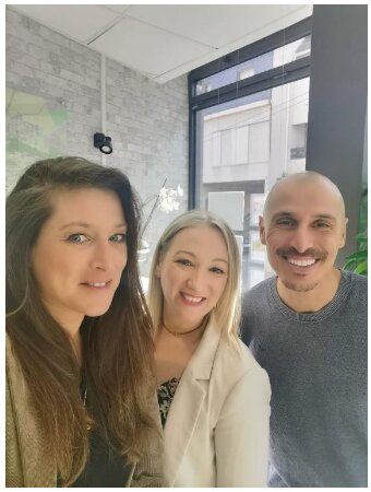 Agnès Bayen, Sabrina Djadel et Mohamed Ouertani - © D.R.