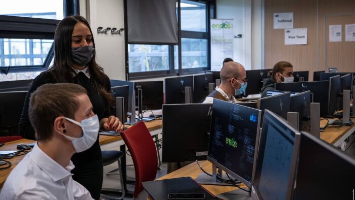 Les outils numériques utilisés pendant la crise sanitaire sont toujours utilisés avec le présentiel. - © CPU - Université Bretagne Sud