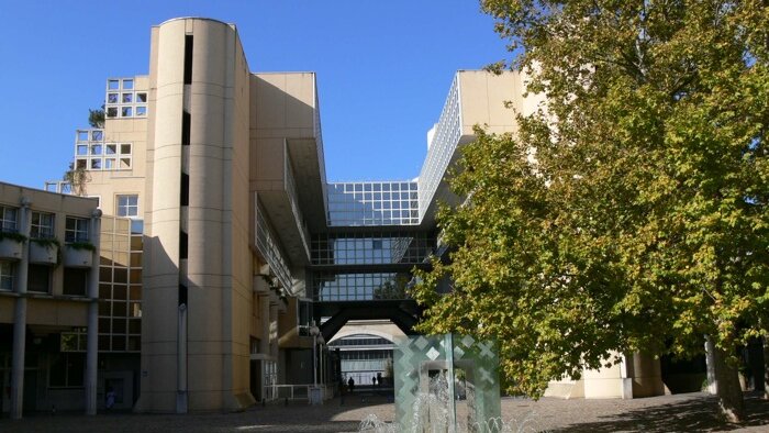 L’ENS Lyon recrute un ou une responsable du service des études et de la scolarité
