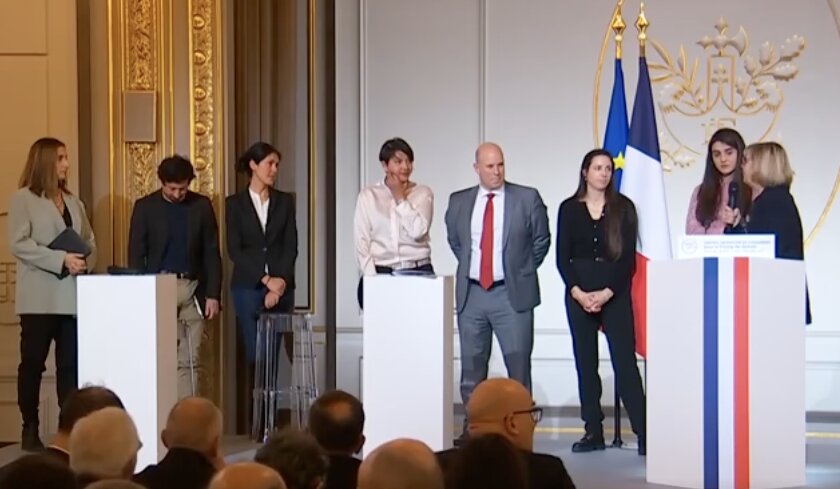 Le discours d’Emmanuel Macron a été précédé d’un échange entre Sylvie Retailleau et un panel de chercheurs et chercheuses. - © Elysée