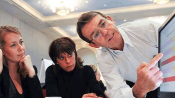 StratX surfe sur le segment des business simulations