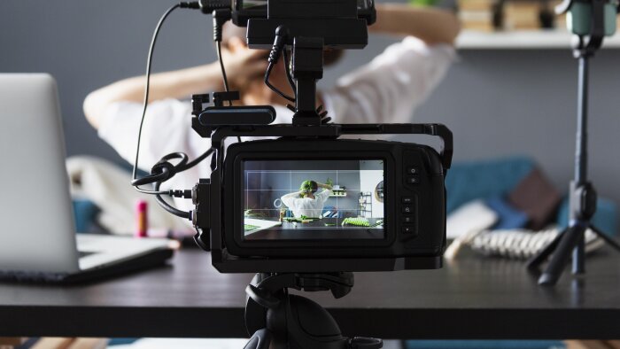 Vidéo pédagogique : quels usages dans les établissements du supérieur ? - © Freepik