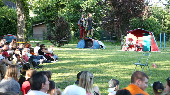 Le spectacle « Une pelle » de la compagnie D’un ours.  - © D’un ours