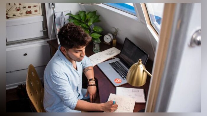 Confinement : les entreprises sous pression pour établir le télétravail quand c’est possible. - © D.R.