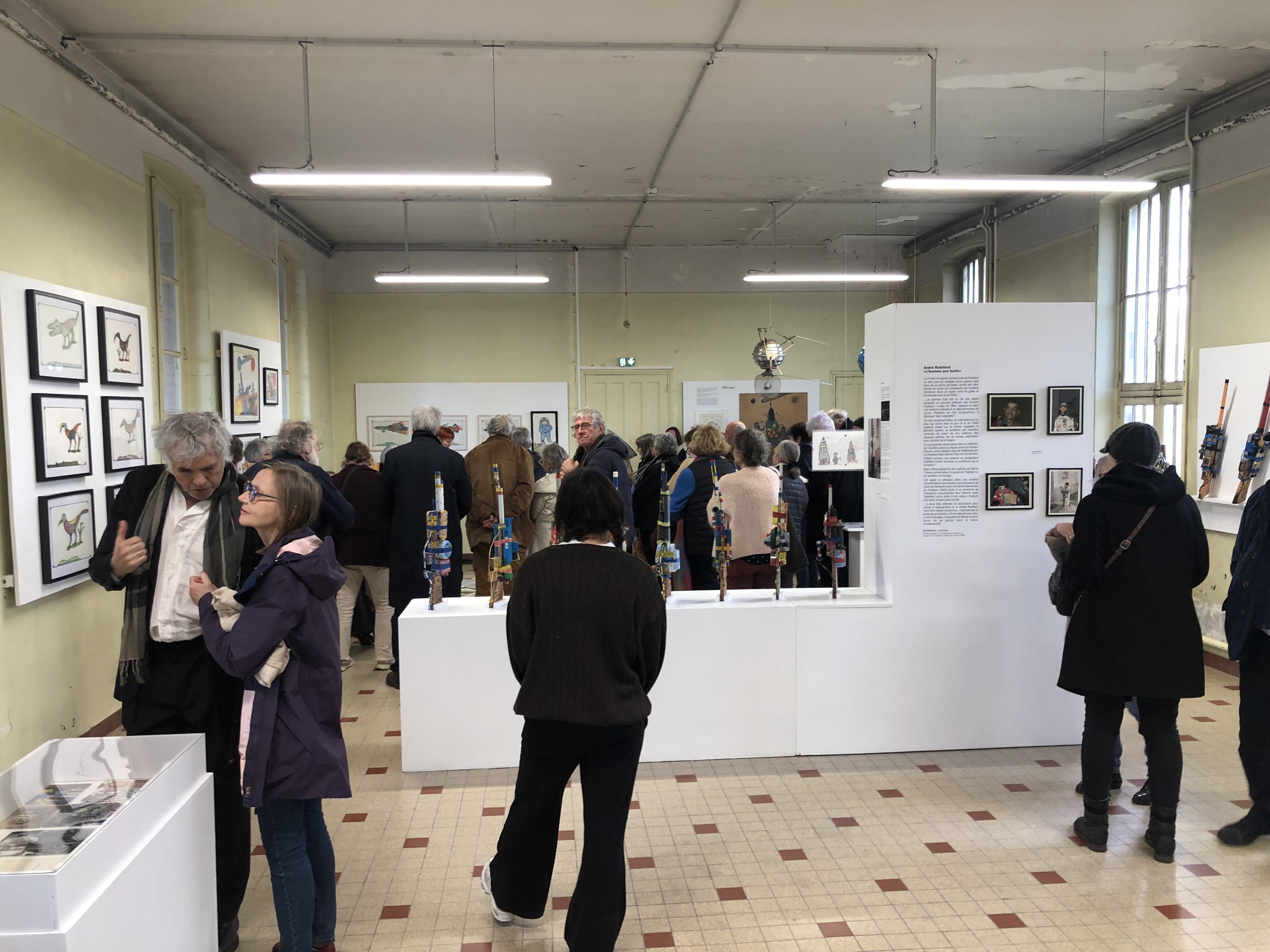 Le vernissage de l’exposition André Robillard en mars 2023. - © D.R.