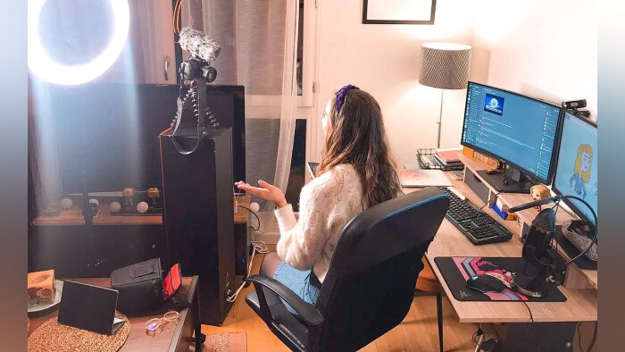 Podcasts et vidéos dédiés au doctorat : Mathilde Maillard et l’aventure « Bien dans ma thèse »