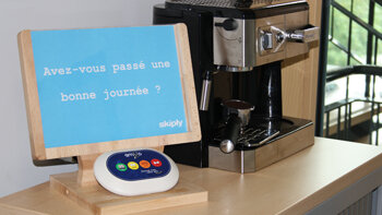 Avec sa borne, Smilio sonde la satisfaction des salariés