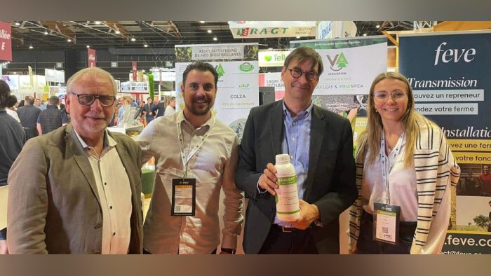 Alexandre Bocage, président de Veragrow et et Audrey Paul, agronome, ont reçu la visite de Sébastien - © D.R.