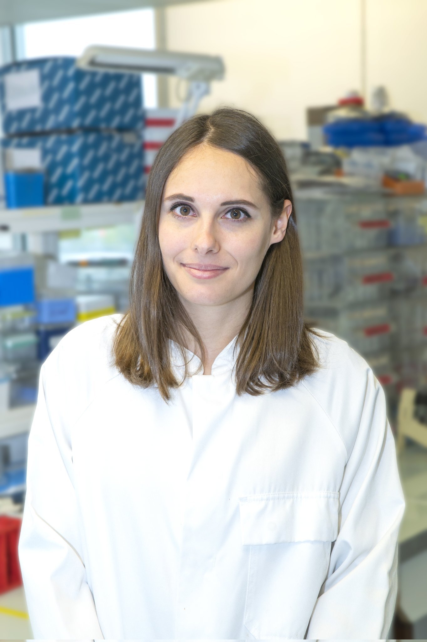 Juliette Lemoine se spécialise dans la thérapie génique au sein d’un des laboratoires du Téléthon. - © Jean-Yves Seguy, AFM-Téléthon Future