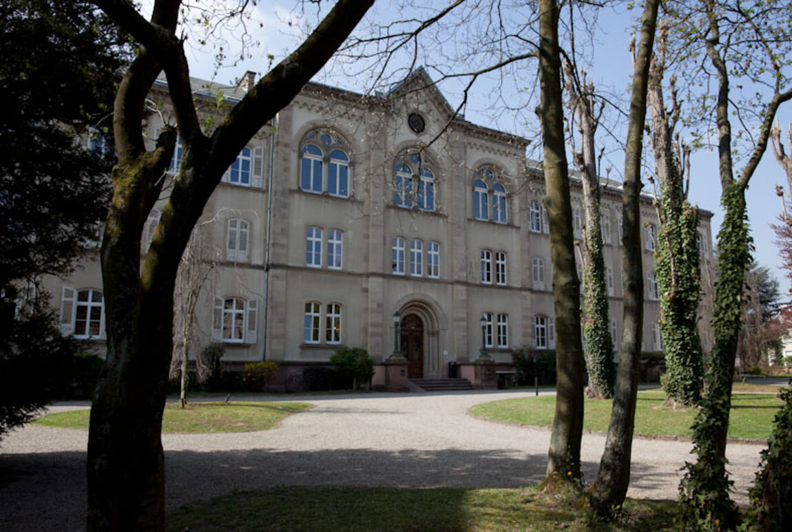 En raison des travaux, les étudiants de l’Inspé de l’Unistra suivent actuellement les cours sur plusieurs sites. - © Unistra