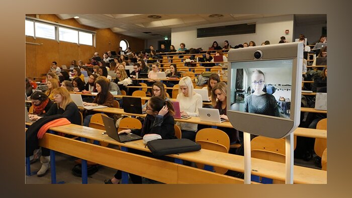L’Université de Bourgogne est pionnière sur l’usage des robots de téléprésence en France. - © Université de Bourgogne