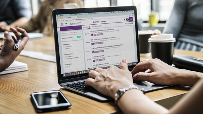 BPCE conquis par le recrutement par cooptation