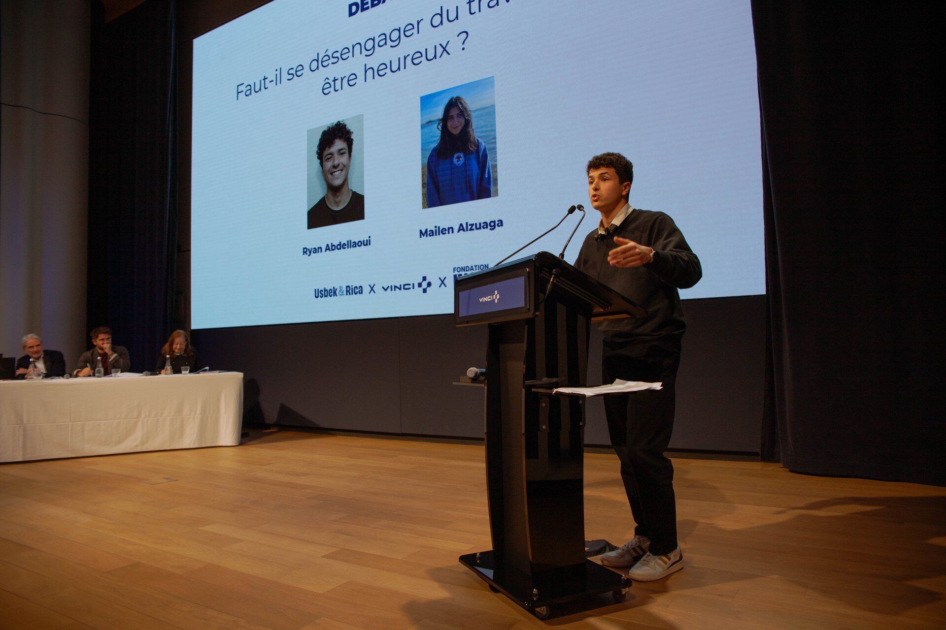 Les candidats du Groupe Insa se sont penchés sur la « juste place dans le monde du travail ». - © Manon Van Roekeghem - Groupe Insa