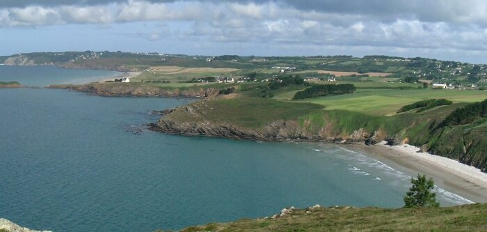 La baie de Douarnenez (Finistère) fait partie des huit baies classées « algues vertes » en Bretagne.
- © D.R.