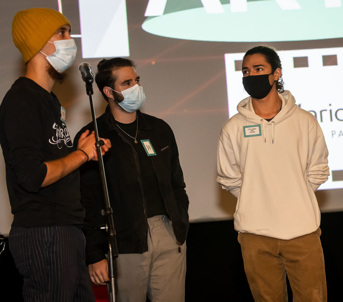 Hugo Santelli, Sam Pinto et Cyril Cazanove étudient à l’ISCPA. - © Cédric Helsly