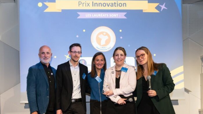 Prix Innovation - Trophées EdTech 2022 :Catherine Mougin (3E Innovation) et Stéphanie Muller (Alaji) - © igor Lubinetsky
