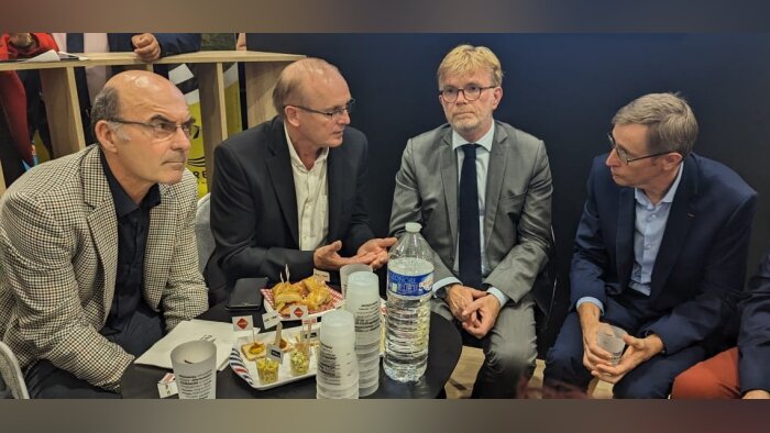 Au Space, les distributeurs face à leurs futurs défis