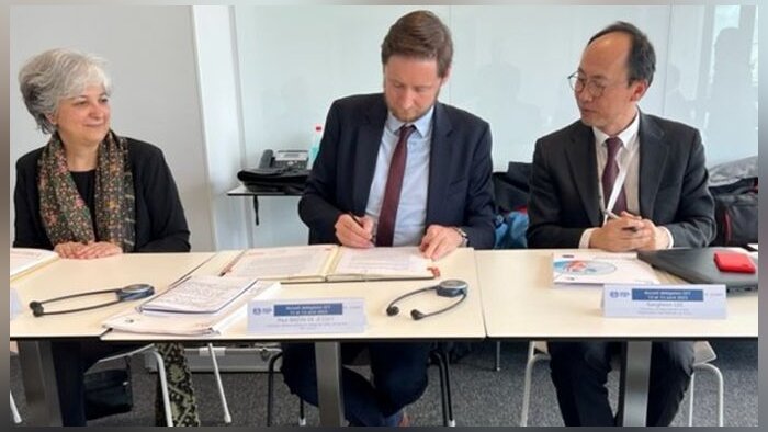 Pôle emploi - OIT : signature de la convention de partenariat (13 avril 2023) - © D.R.