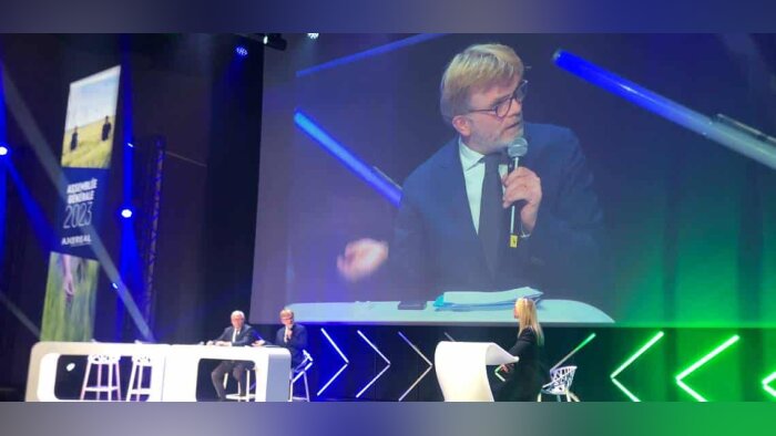 Marc Fesneau, « Que le parlement fasse une proposition de loi sur la séparation du conseil et de la vente ! »