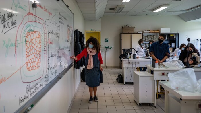 L’enseignement supérieur public français compte près de 130 000 enseignants vacataires. - © France Universités-Université Bretagne Sud
