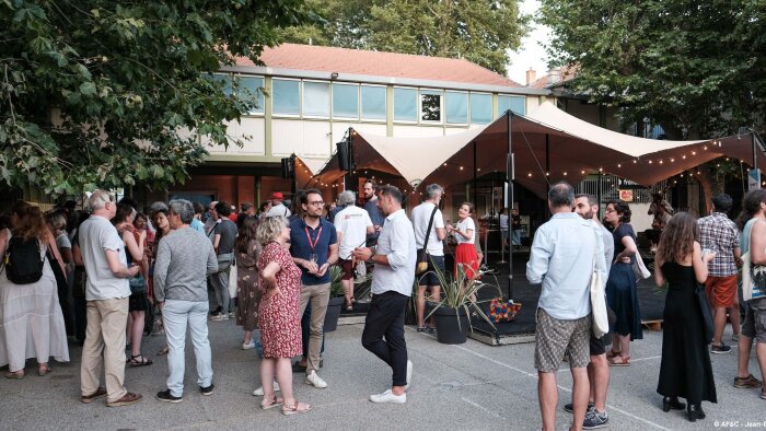 Le Village pro du Off en 2019. - © JB Loiseau