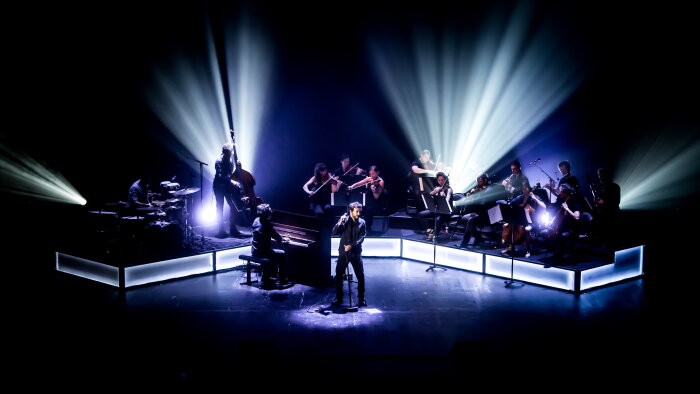 Renand Luce, artiste du catalogue de 3C tour, jouera en configuration assise cet automne. - © D.R.