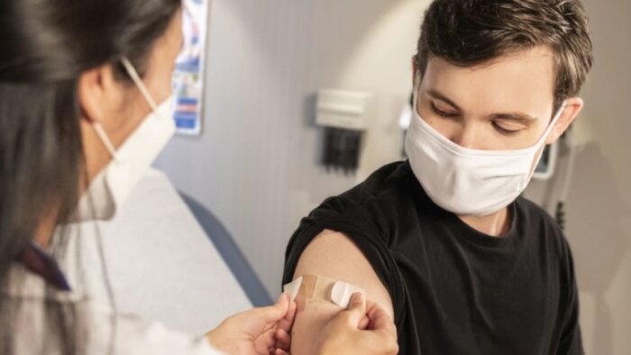 Vaccin Covid-19 & passe sanitaire :focus sur les professionnels de la santé - © D.R.