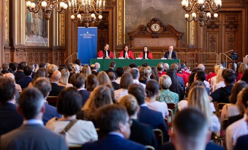 Pierre Moscovici est revenu sur les enjeux des finances publiques face aux défis de demain. - © Panthéon-Sorbonne/Pascal Levy