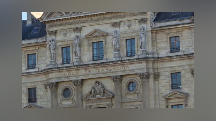Licenciement d’un animateur de télévision après une plaisanterie sexiste - © D.R.