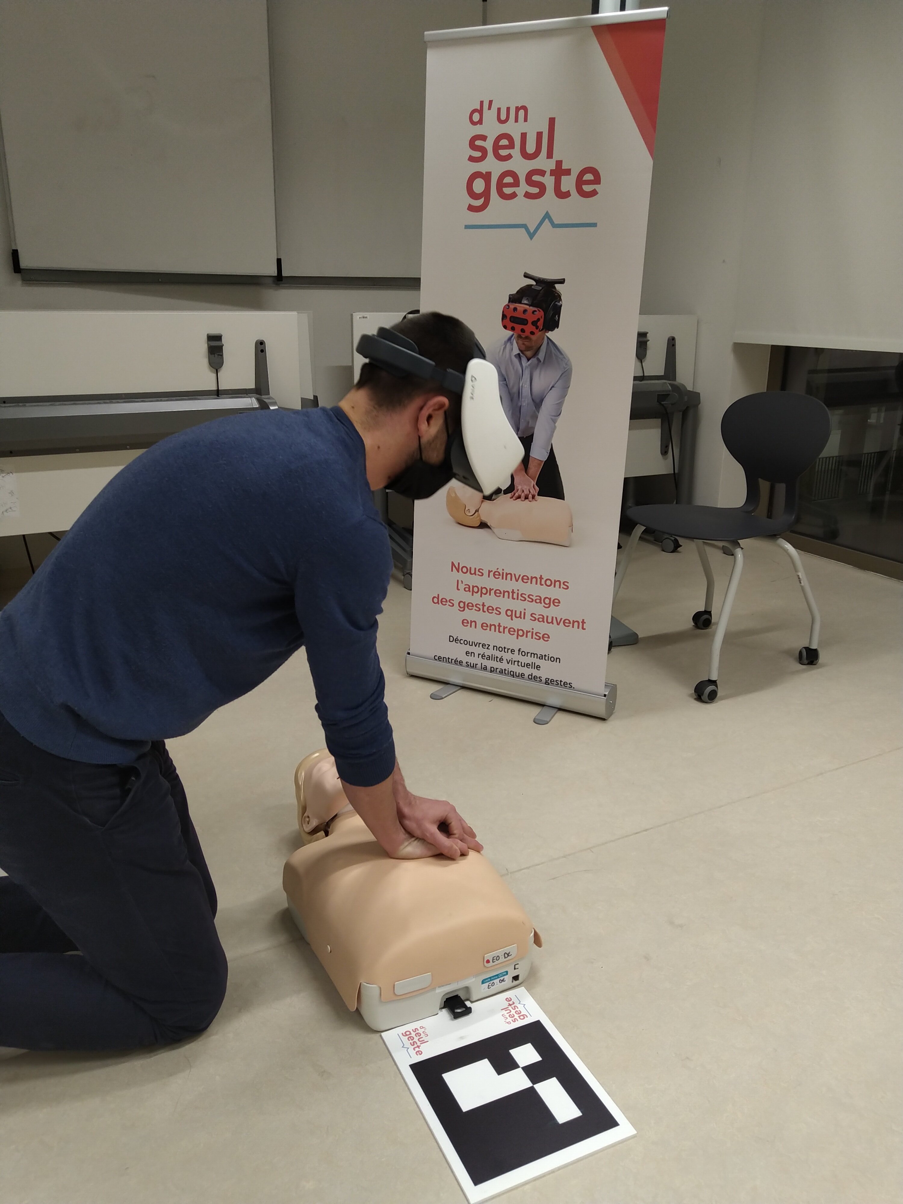 IMT forme notamment aux premiers secours via la VR. - © IMT