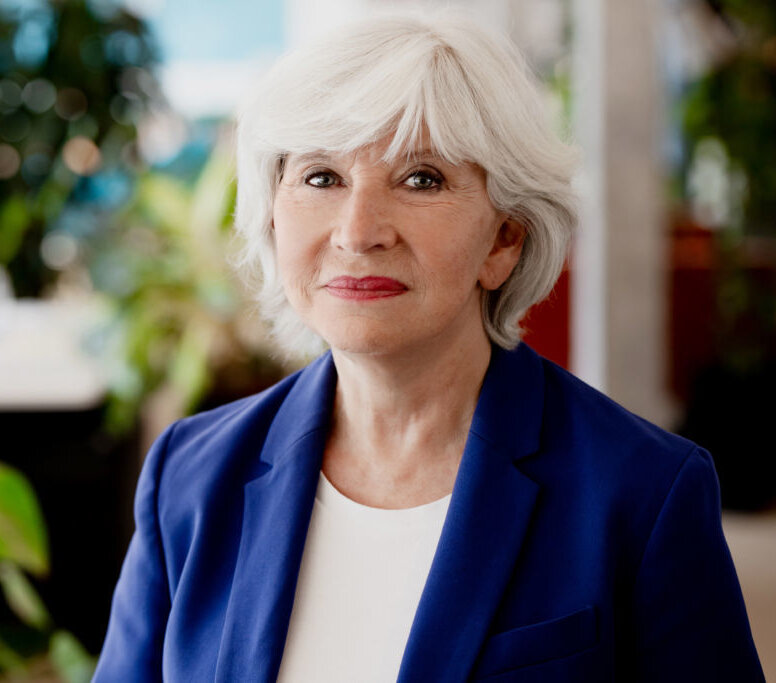 Laurence Tubiana est doyenne de la Paris Climate School à Sciences Po Paris. - © Camille Collin