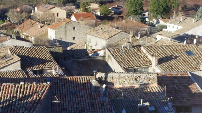 12 % des logements sont classés G dans les Hautes-Alpes et 11 % dans les Alpes-de-Haute-Provence. - © D.R.